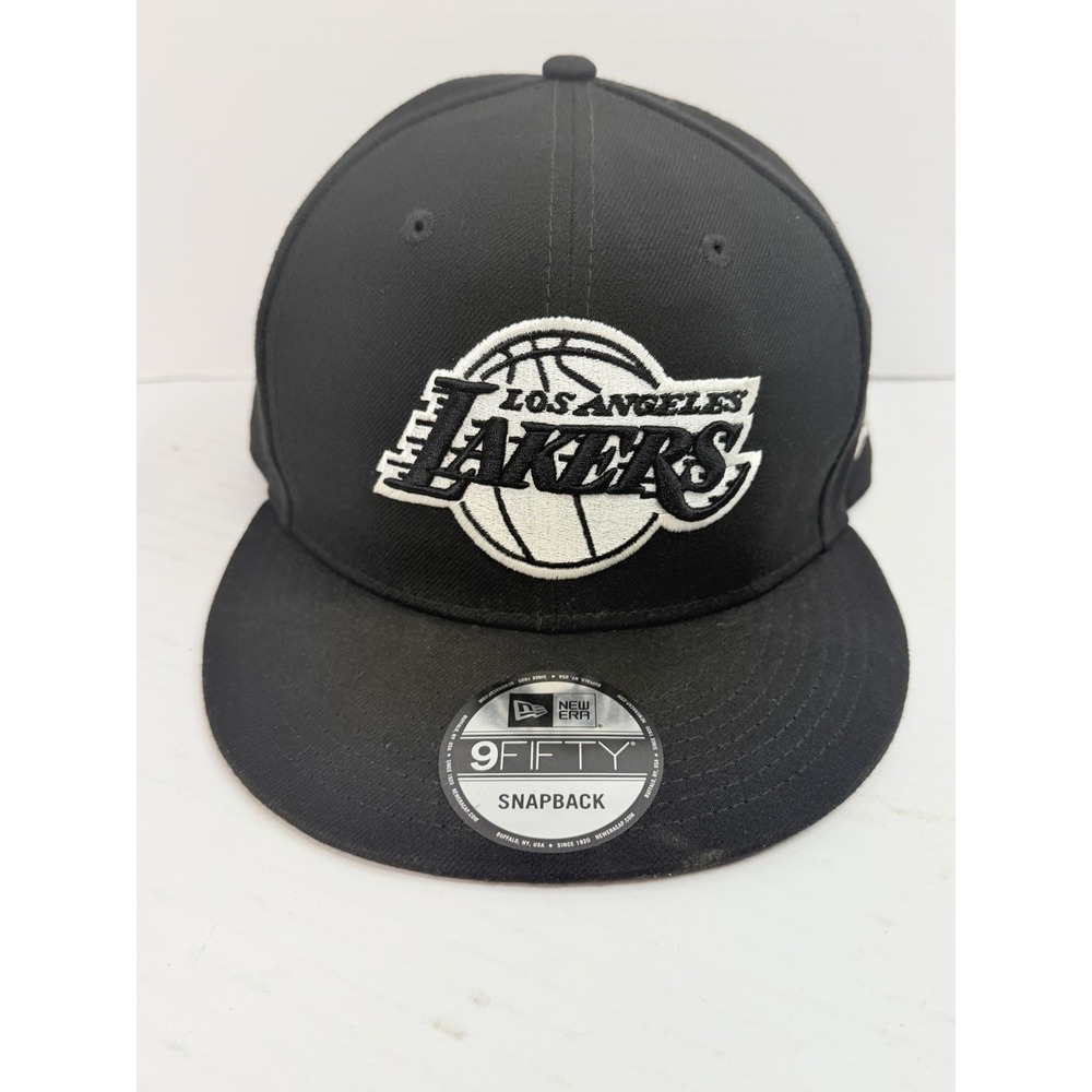 New Era Los Angeles Lakers 9FIFTY Snapback Hat Black White NBA Basketball